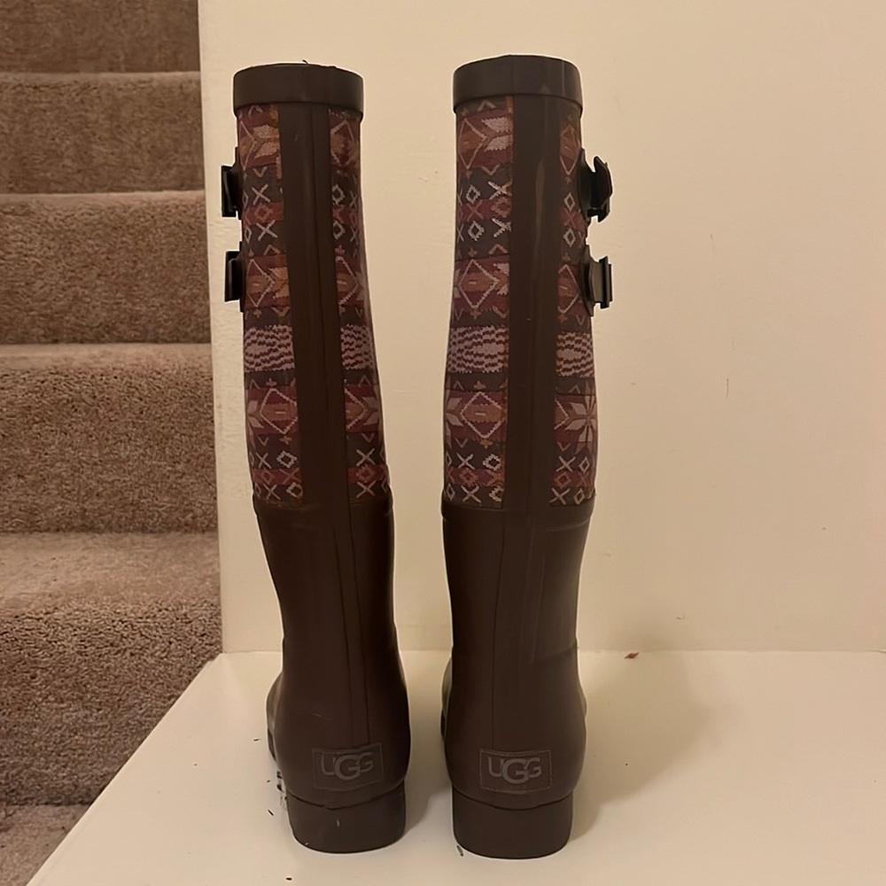 Ugg rain boots